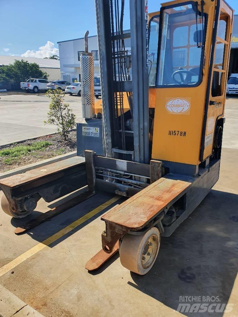 Combilift C3000 Încarcator lateral