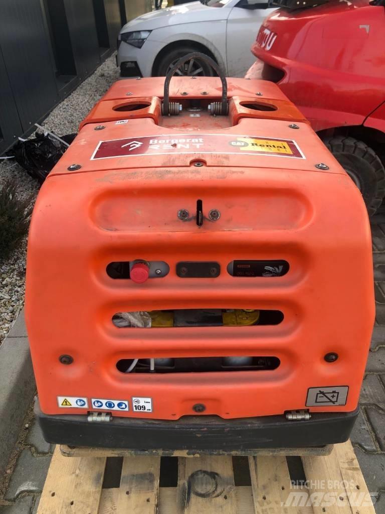 Husqvarna LH804 Compactoare sol