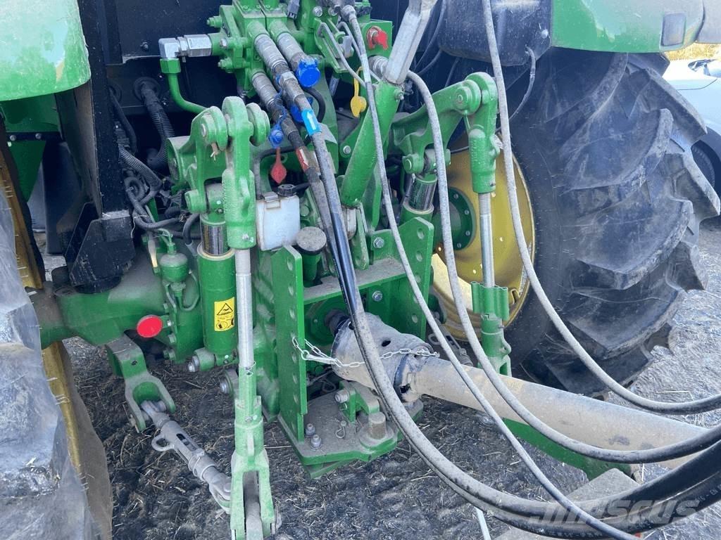 John Deere 5075M Tractoare