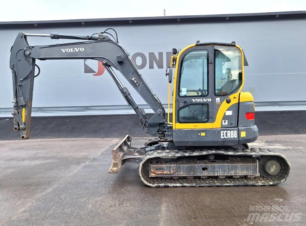 Volvo ECR88 Excavatoare 7t - 12t