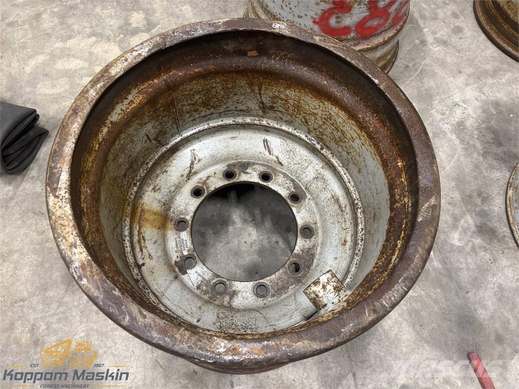 Valmet 860 24x26,5 Anvelope, roti si jante