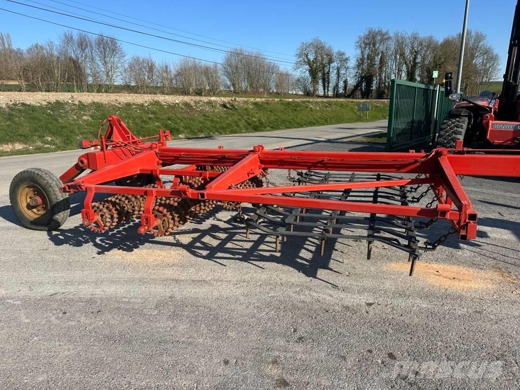 Delaplace 3M Alte masini si accesorii de cultivat