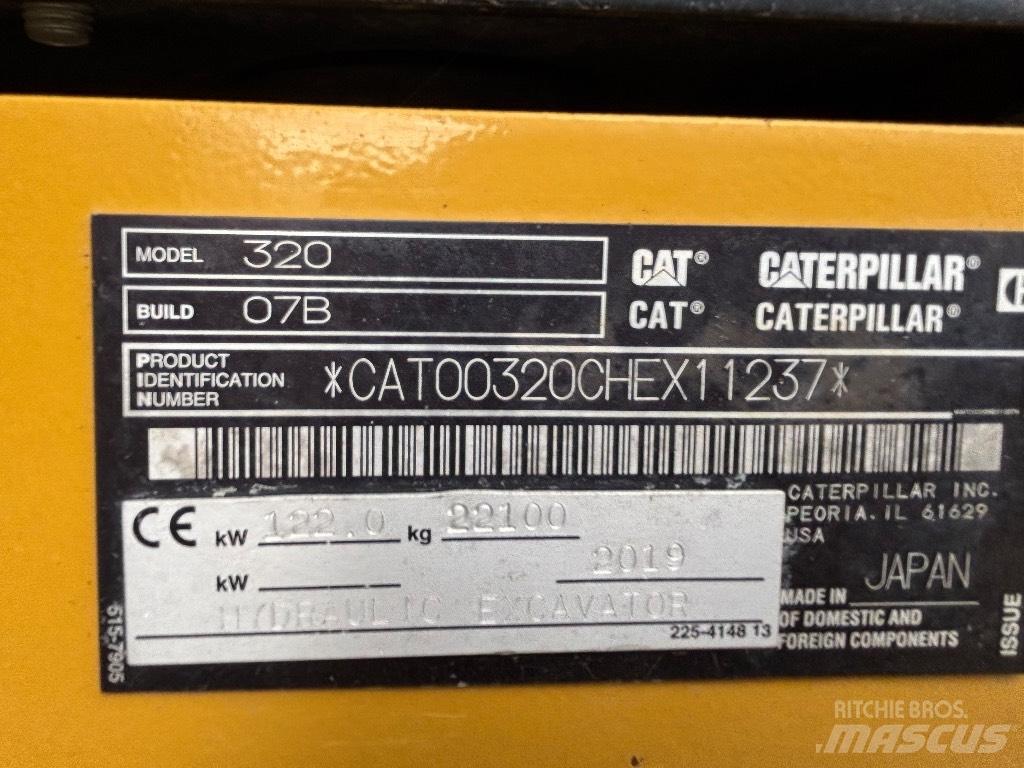 CAT 320 Excavatoare pe șenile

