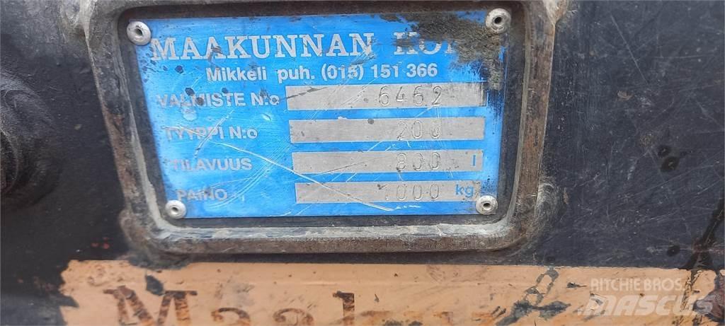 Volvo EW 180 B Excavatoare cu roti