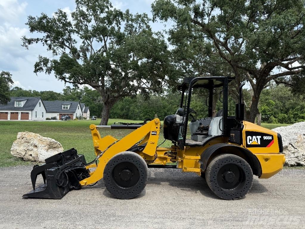 CAT 908 H Incarcator pe pneuri