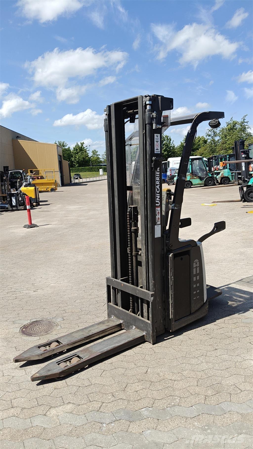 Atlet PSP160 Transpaleti autopropulsanti