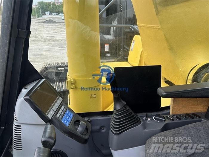 Komatsu PC450-8 Excavatoare pe șenile
