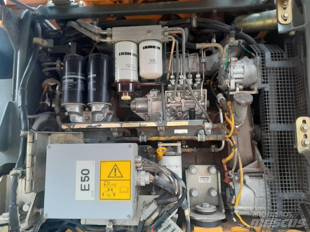 Liebherr R 924 Excavatoare pe șenile

