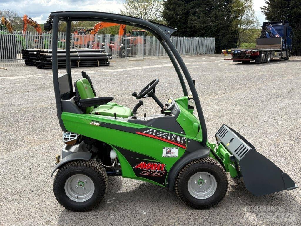 Avant 225 Utilaje întreţinere terenuri - Altele