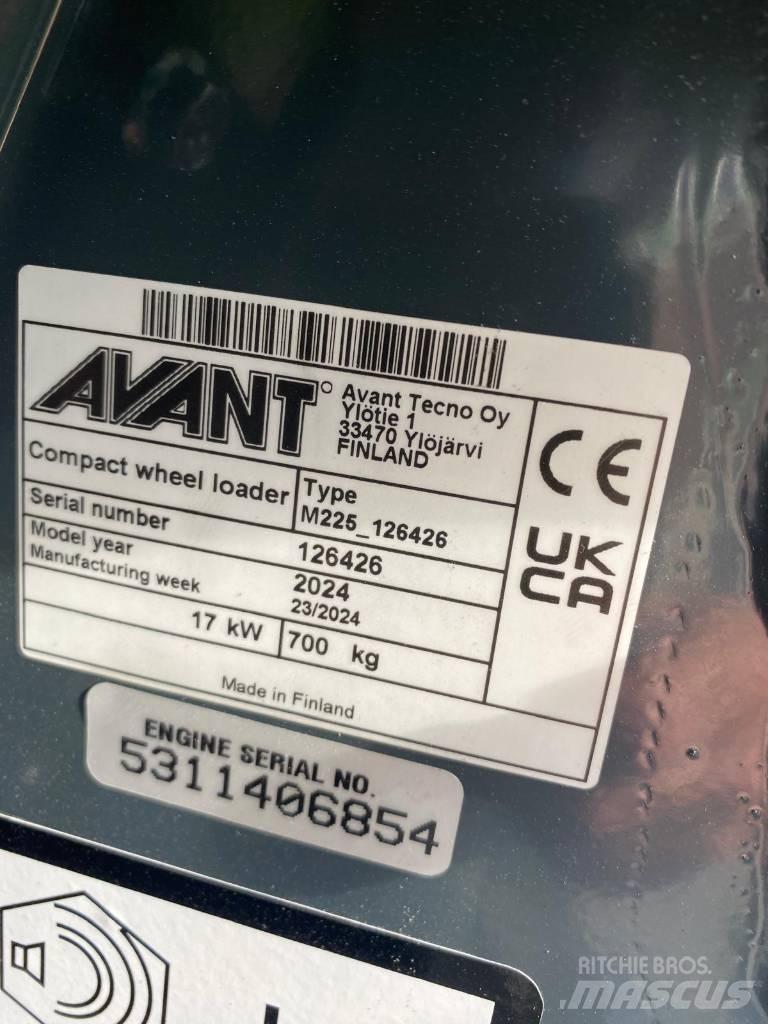 Avant 225 Utilaje întreţinere terenuri - Altele