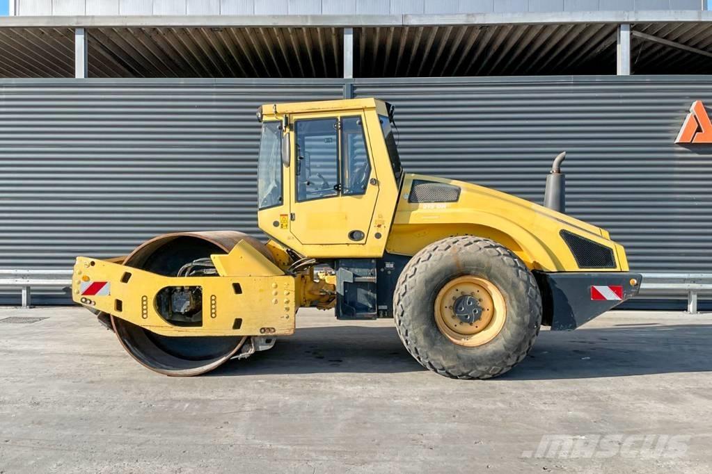 Bomag BW 213 DH-4 Compactoare monocilindrice
