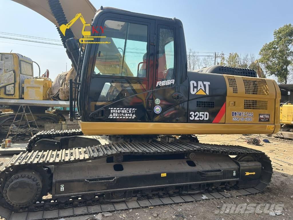 CAT 325 Excavatoare pe șenile
