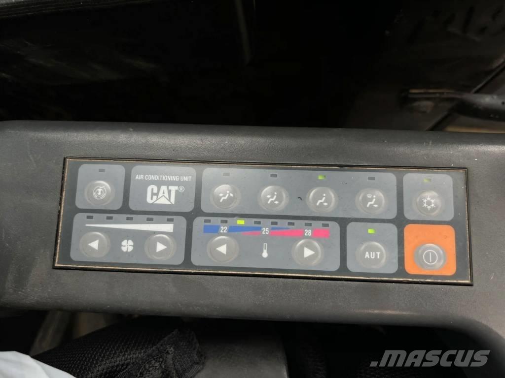 CAT 321D LCR Excavatoare pe șenile
