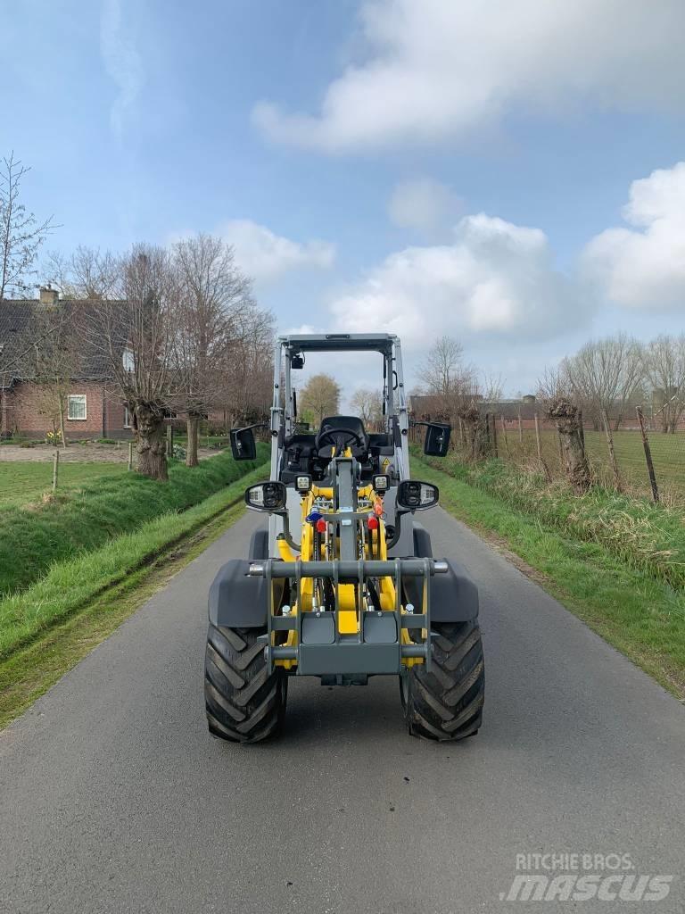 Wacker Neuson WL28 Incarcator pe pneuri