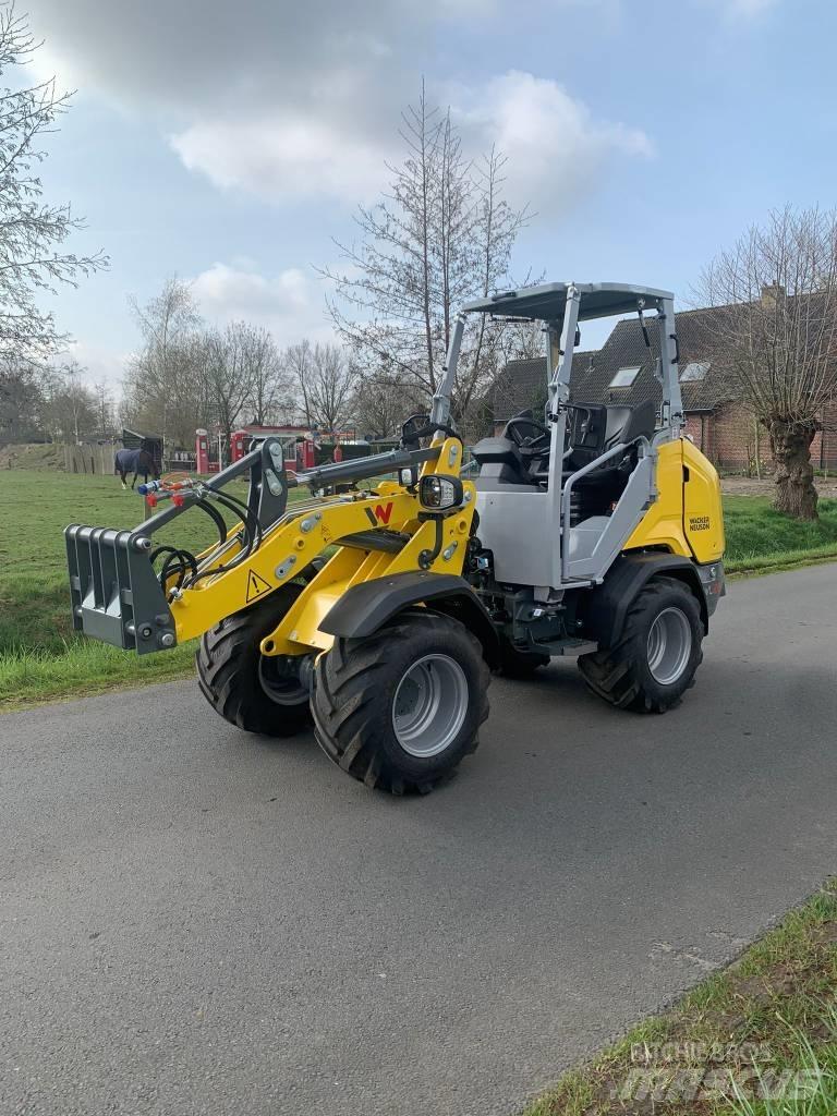 Wacker Neuson WL28 Incarcator pe pneuri