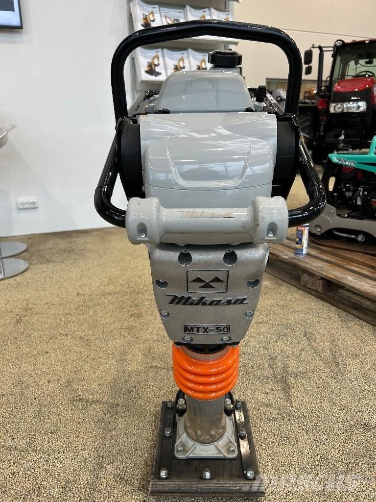 Mikasa MTX 50 Compactor