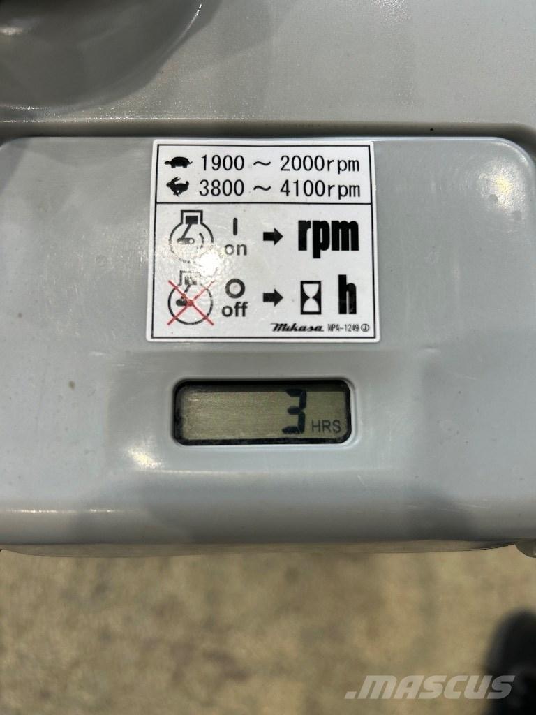 Mikasa MTX 50 Compactor