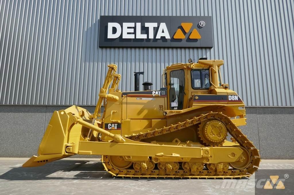 CAT D8N Buldozere pe senile