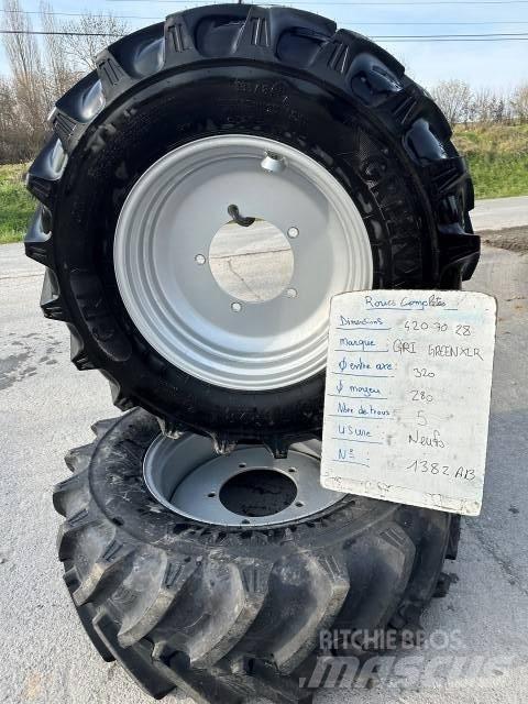  GREENEX 320/70R28 Roti