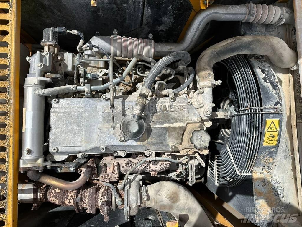 JCB JS 240 N LC Excavatoare pe șenile
