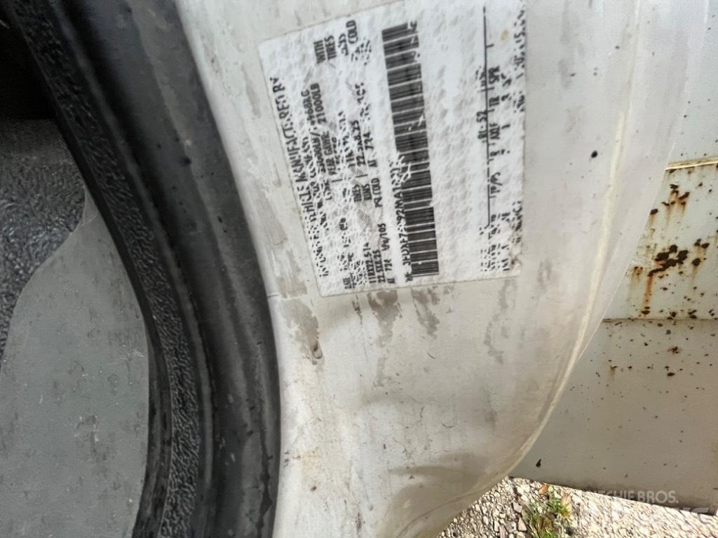 Ford F 750 Platforme aeriene montate pe camion