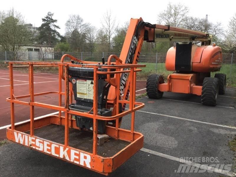 JLG 800 AJ Nacele cu brat articulat