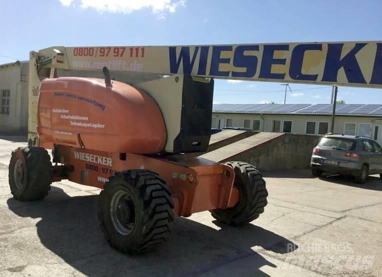 JLG 800 AJ Nacele cu brat articulat