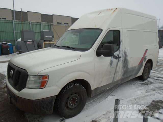 Nissan NV2500HD Autocamioane