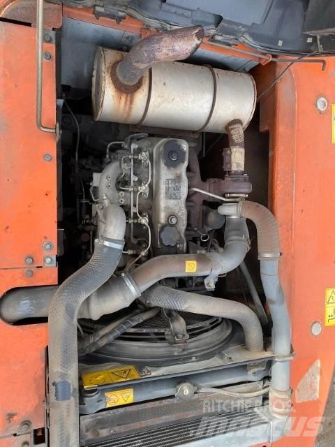 Hitachi ZX 180 W Excavatoare cu roti