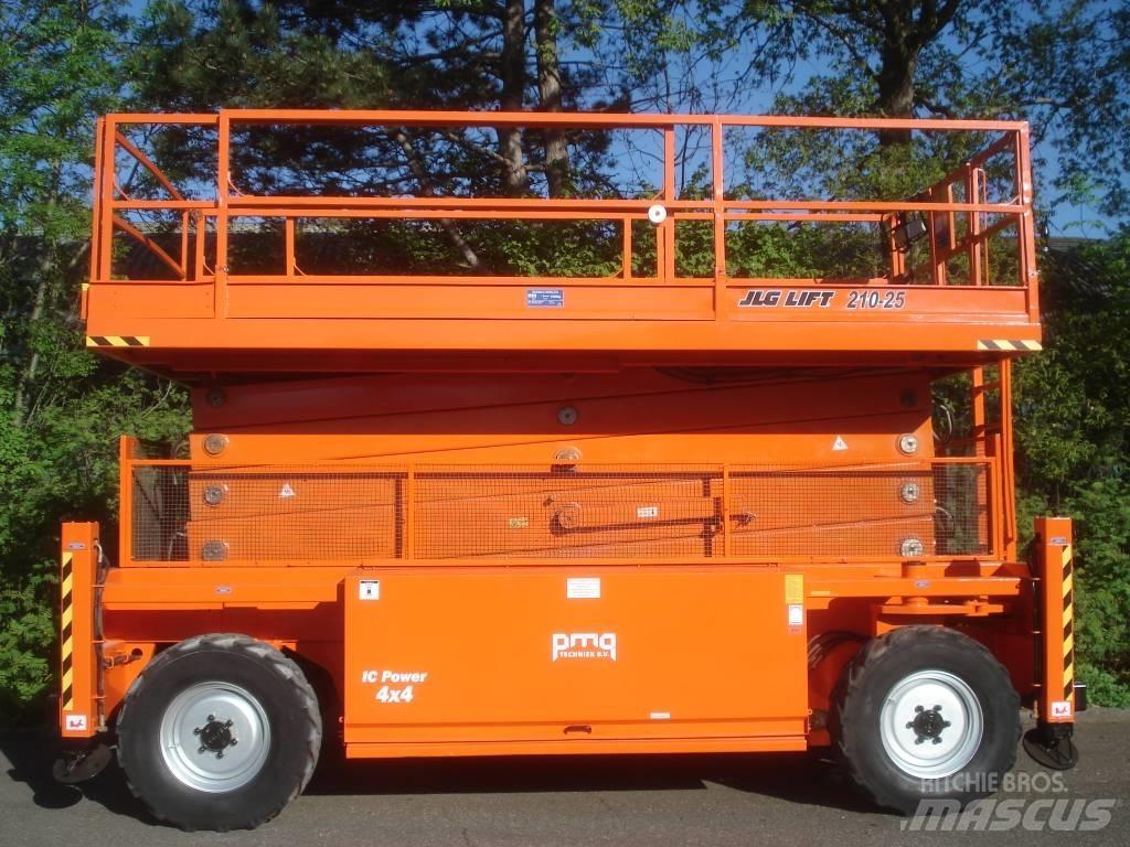 JLG 210-25 Platforme foarfeca