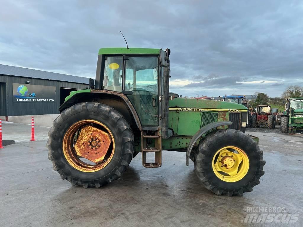 John Deere 6600 Tractoare
