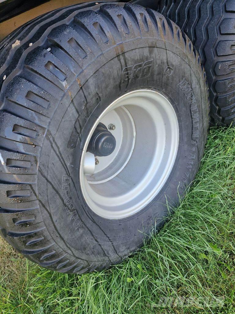 Bala Agri TK 1112 Remorci rabatabile