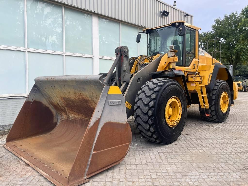 Volvo L 180 H        2015 Incarcator pe pneuri