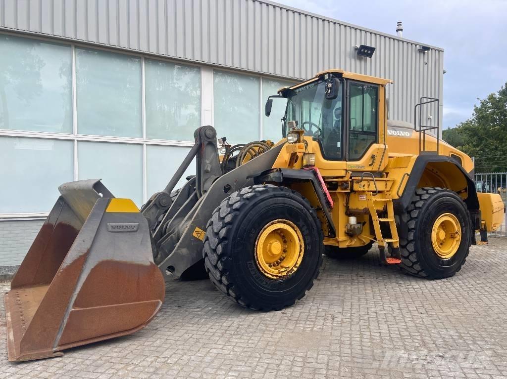 Volvo L 180 H        2015 Incarcator pe pneuri