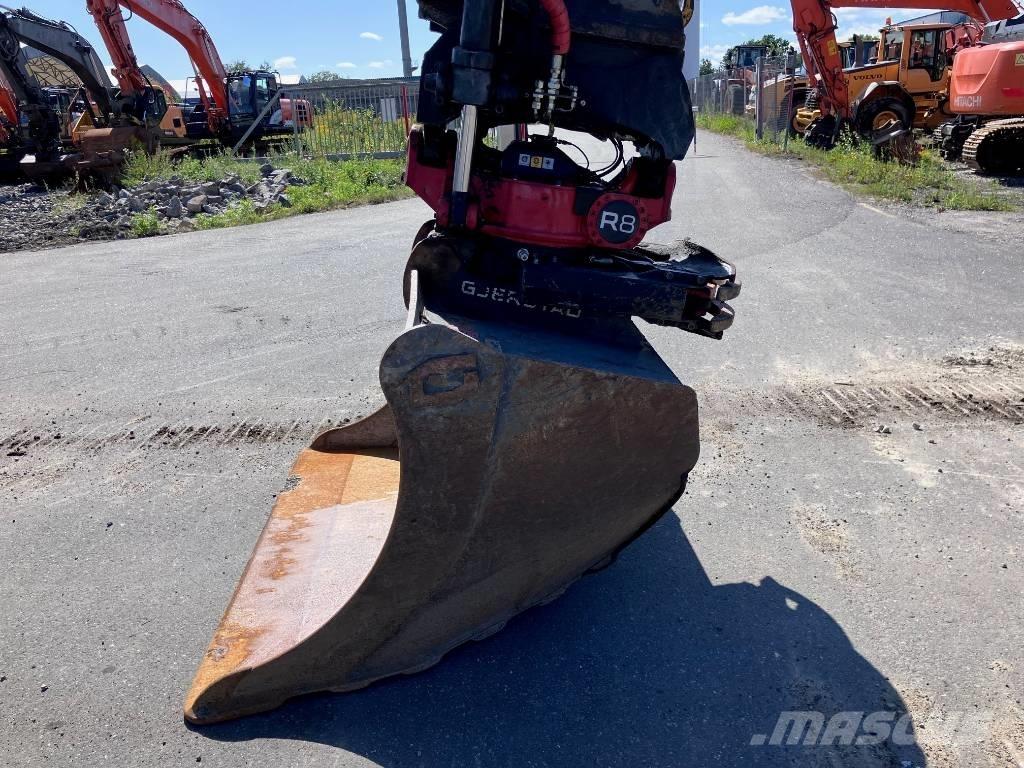 Hitachi ZX 300 LC-6 Excavatoare pe șenile
