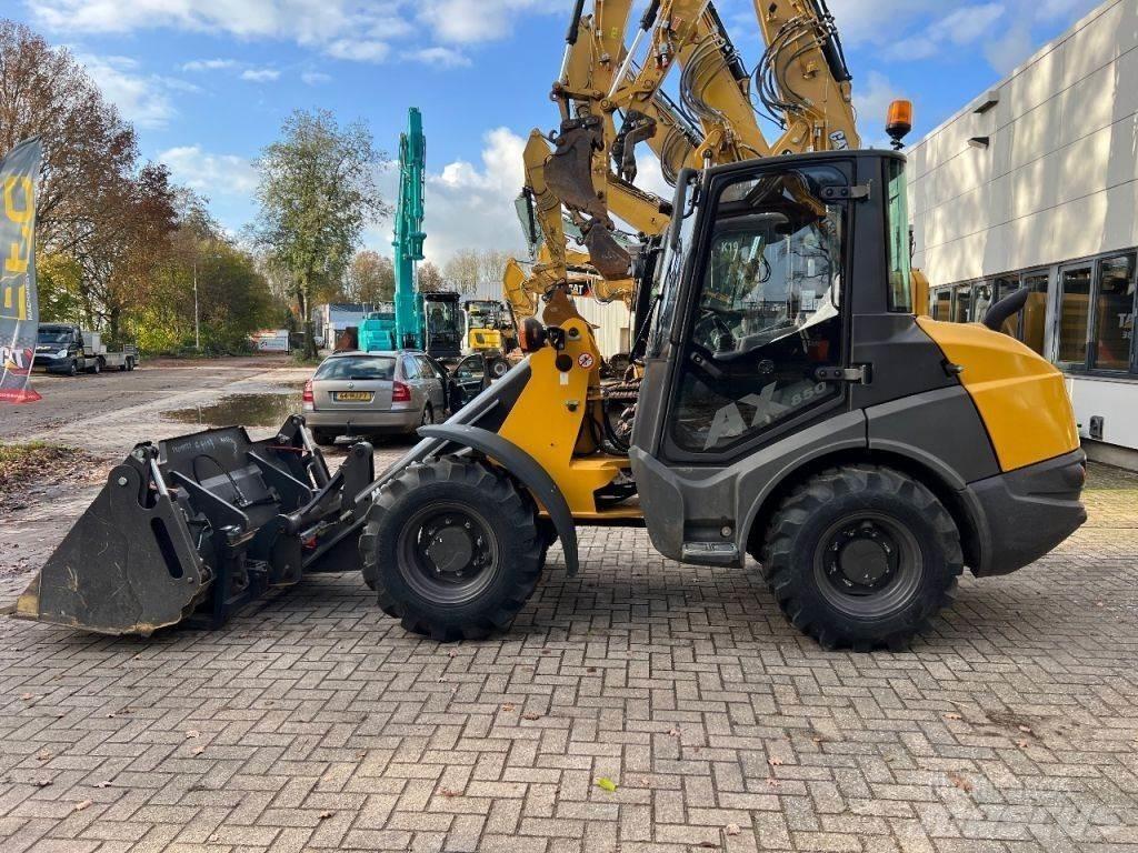 Mecalac AX850 Incarcator pe pneuri