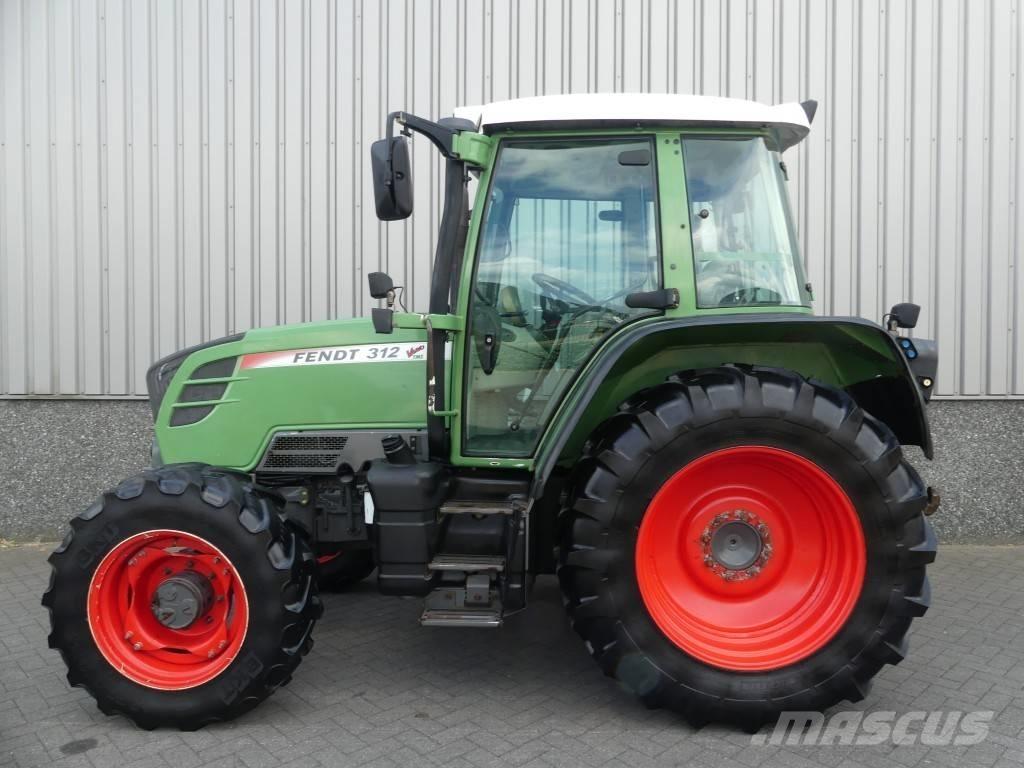 Fendt 312 Vario TMS Tractoare