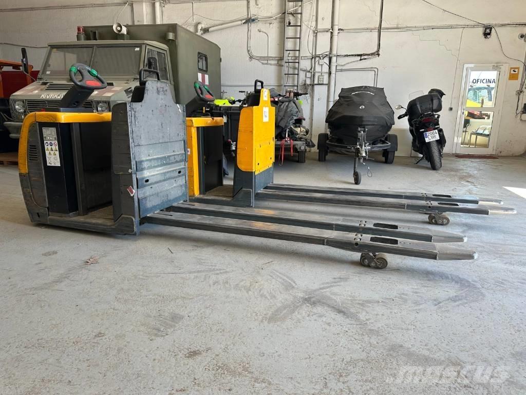 Jungheinrich ECE 225 Transpaleta manuala