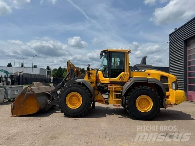 Volvo L 120 H Incarcator pe pneuri