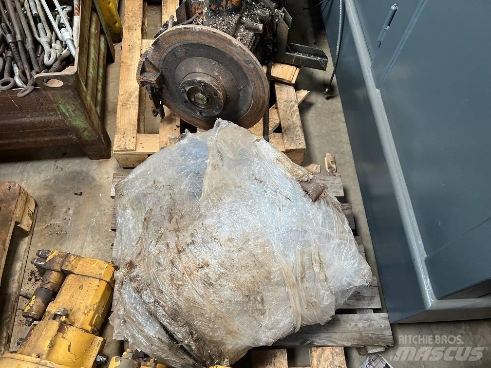 CAT 140 G gearbox Gredere