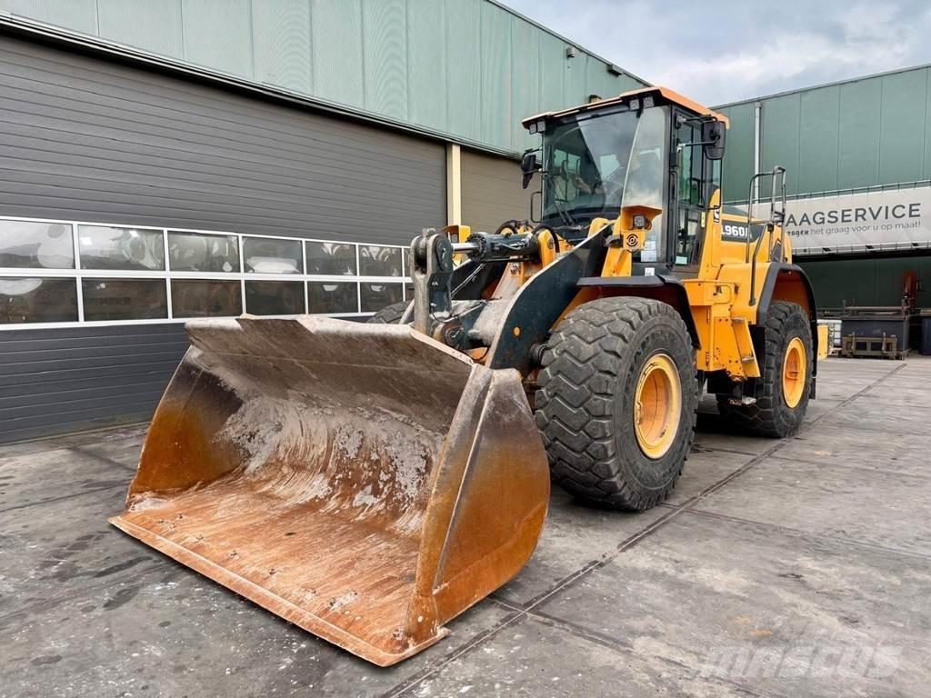 Hyundai HL960A Incarcator pe pneuri