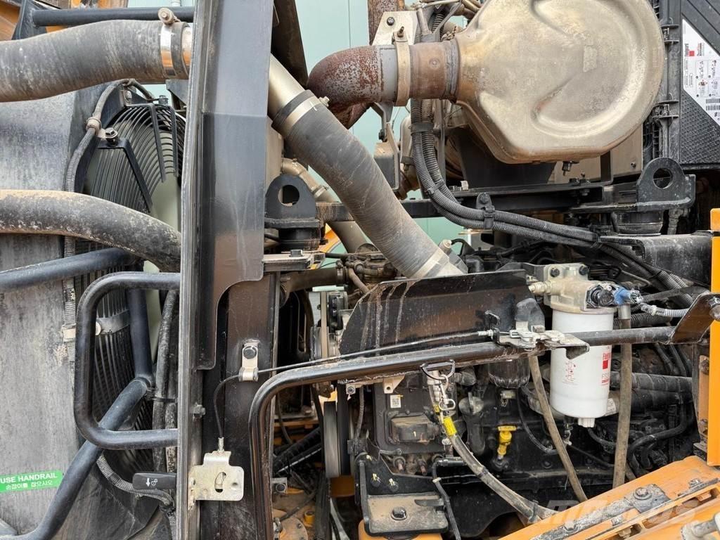 Hyundai HL960A Incarcator pe pneuri