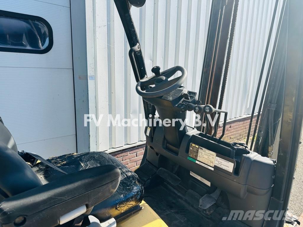 Yale GDP 25 VX Stivuitor diesel