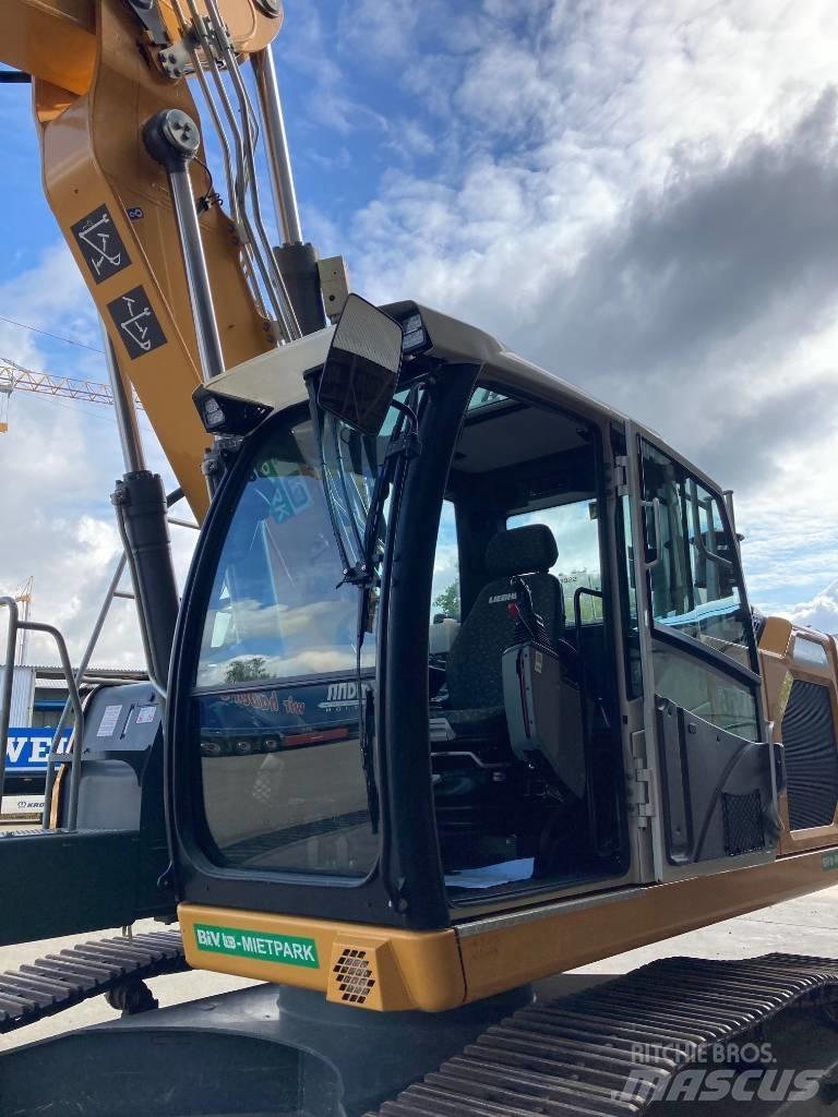 Liebherr R 922 Excavatoare pe șenile
