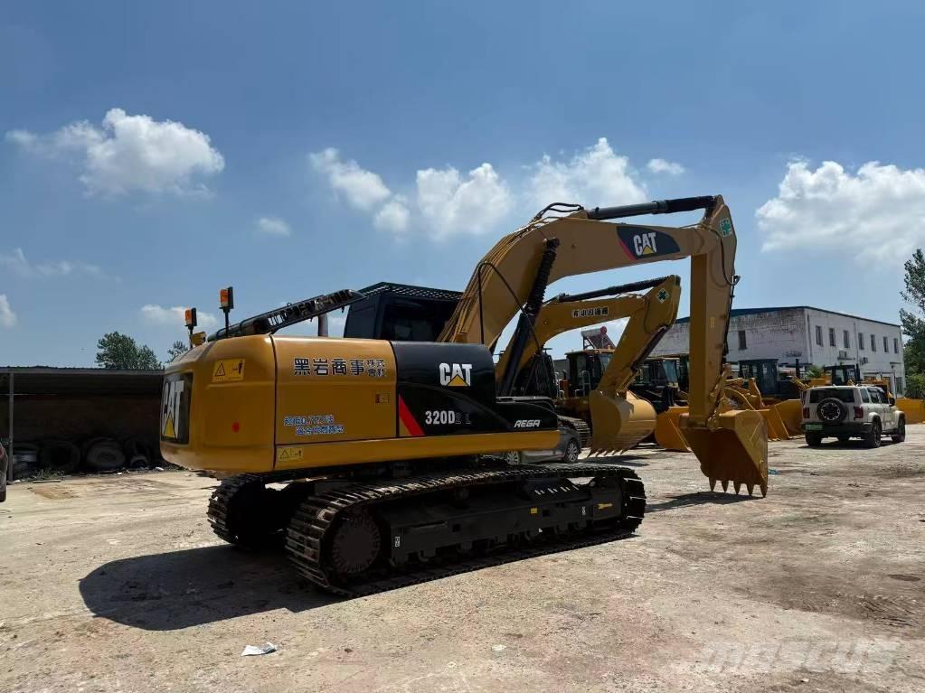 CAT 320 D Excavatoare pe șenile
