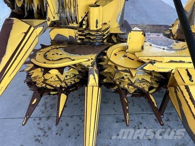 New Holland FI470 Accesorii pentru mașini de fân și furaje