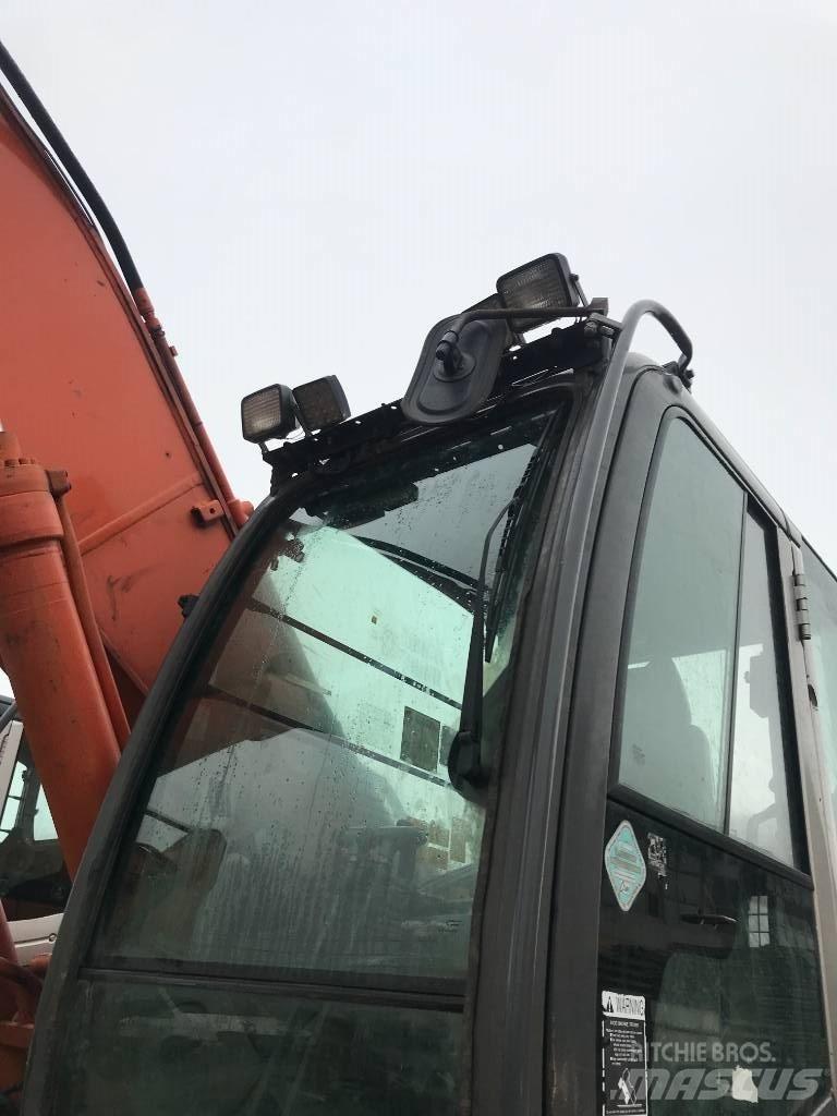 Hitachi ZX 280 Excavatoare pe șenile
