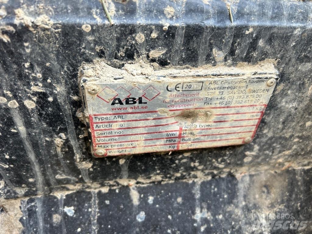 ABL S70 Pistoane
