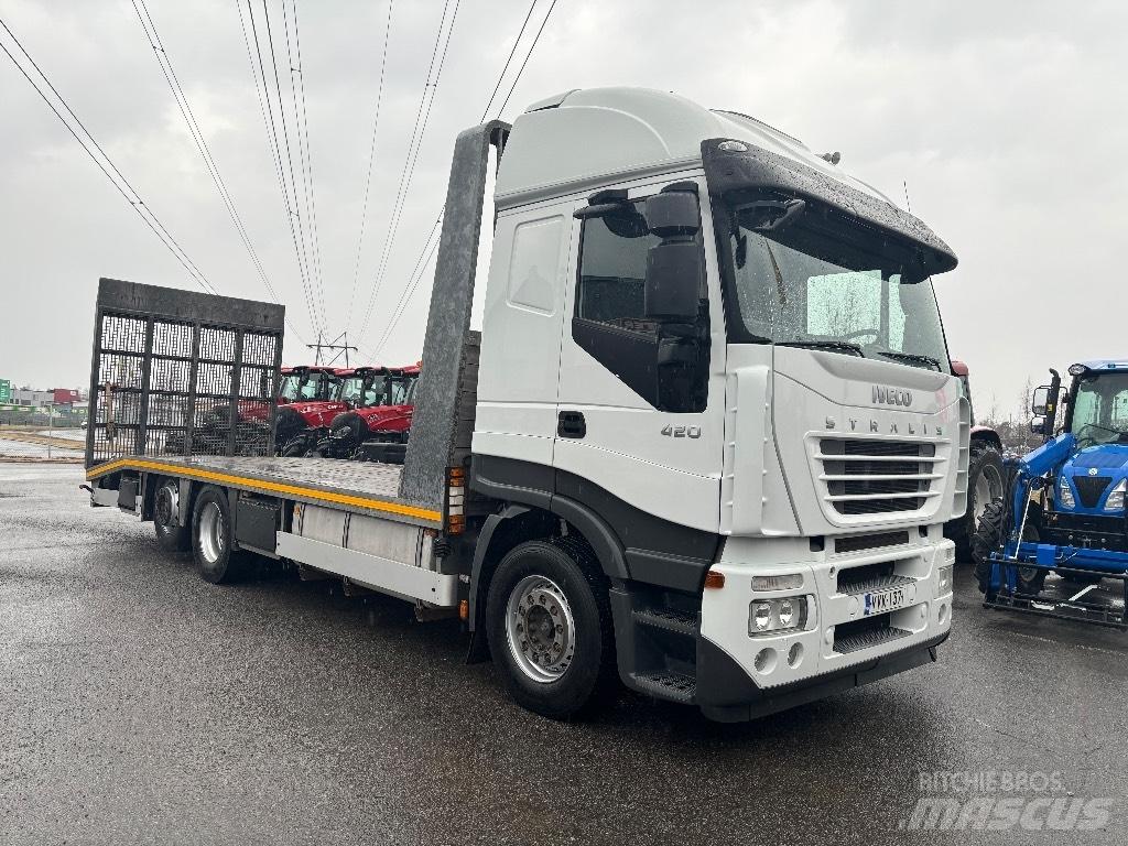 Iveco Stralis 420 Camioane platforma/prelata