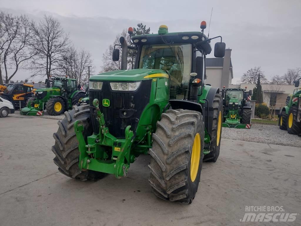 John Deere 7210 R Tractoare